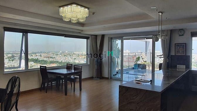 Hình ảnh Penthouse siêu đẹp siêu bự cần bán nhanh tại Conic Riverside Quận 8.