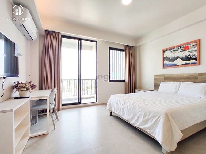 Hình ảnh Studio ban công mặt trước, fnt, sang xịn, gần Lotte, Tdtu, Rmit, Q1,4.