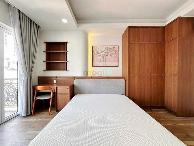 Hình ảnh Apartment for rent in District 1 – 1BR w/ separate kitchen, full-furni