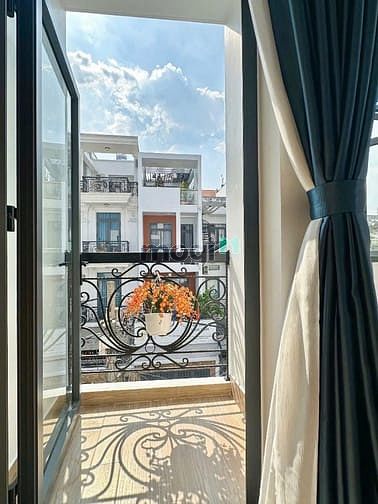 Hình ảnh Tôn Thất Thuyết full nội thất thoáng mát gần cầu Tân Thuận, 5p qua Q1