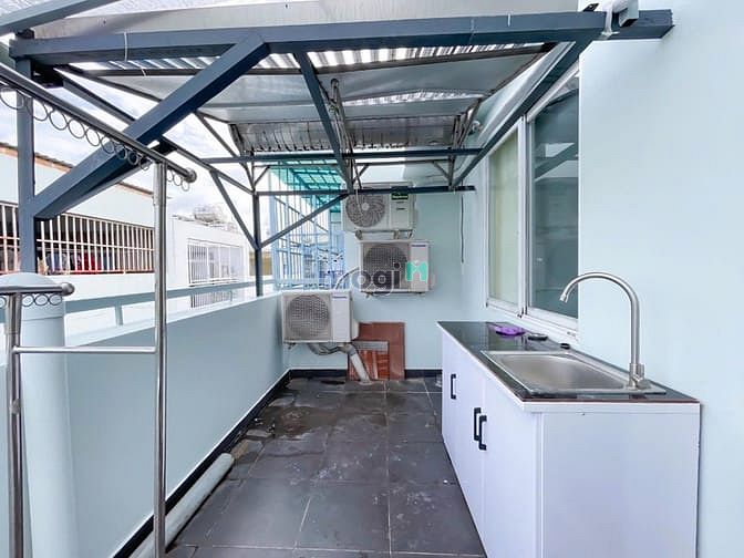 Hình ảnh Studio tách bếp bancon to FNT cao cấp gầnrmit-tdt-rmit quận4 quận1