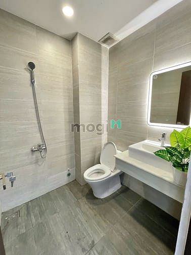 Hình ảnh Phòng Quận 10, có thang máy, free wifi, giữ xe miễn phí