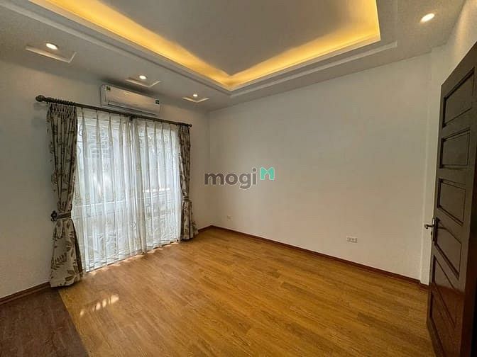 Hình ảnh Bán nhà Ngọc Hồi, 33m2 x 5 tầng, mặt tiền 4m, giá 5.4 tỷ