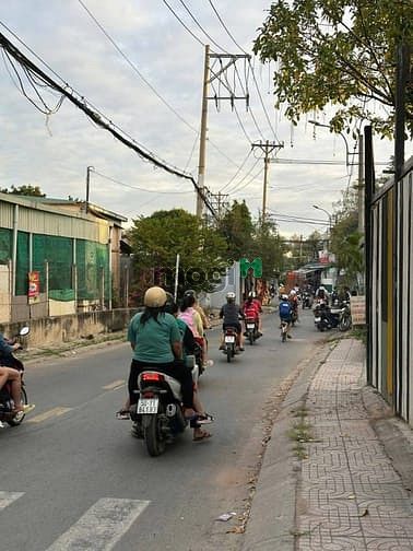Hình ảnh Mặt tiền nhực Hóc Môn -Đất F0 Sổ hồng riêng-giá siêu tốt