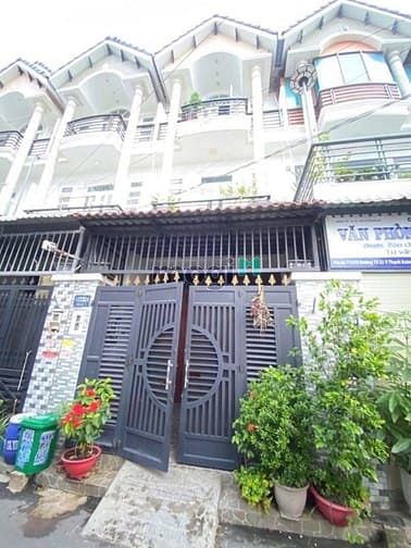 Hình ảnh Bán nhà phố 1/ đường thông xe hơi