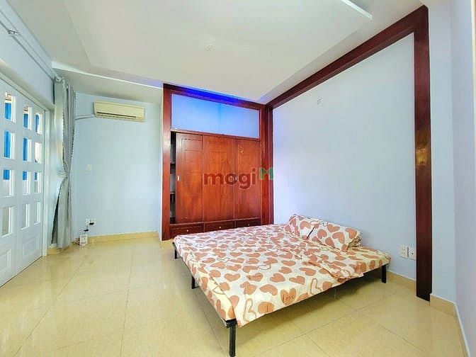 Hình ảnh CHDV Ban Công View Bờ Kè Q1 Siêu Đẹp