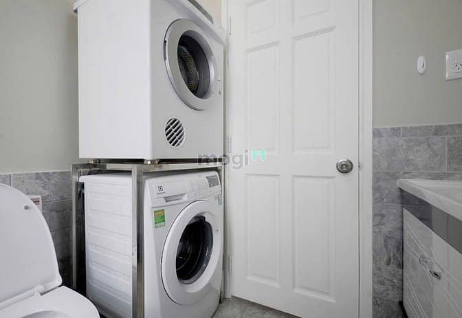 Hình ảnh Cho thuê phòng quận 1, an ninh, sạch sẽ, dọn vào ở liền