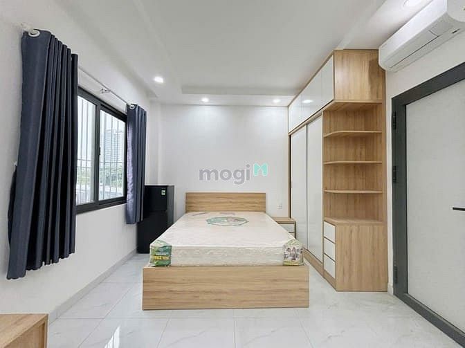 Hình ảnh Studio ban công cửa kính lớn, đầy đủ nội thất, gần Lotte, Tdtu, Q1,4,8