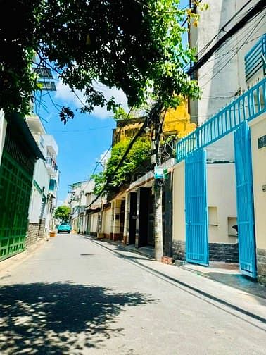 Hình ảnh Bán nhà rẻ 3 lầu đẹp (6,2x15) 187/37 Bạch Đằng p2 Tân Bình (Sân bay)