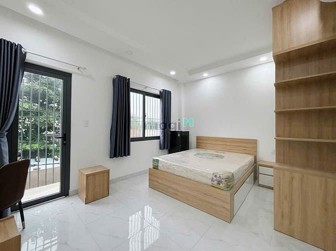 Hình ảnh Studio ban công cửa kính lớn, đầy đủ nội thất, gần Lotte, Tdtu, Q1,4,8
