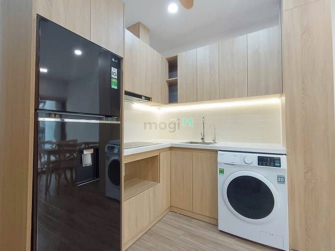 Hình ảnh Studio ban công mới xây ngay Ngã Tư Hàng Xanh - ĐH HUTECH