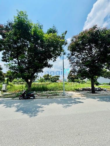 Hình ảnh Bán Đất MT Đ. Suối Nhum , KDC Êm Đềm , Phường Linh Xuân , Thủ Đức