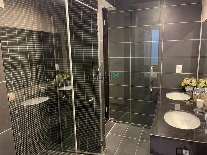 Hình ảnh Cho thuê lâu dài căn liền kề 120m