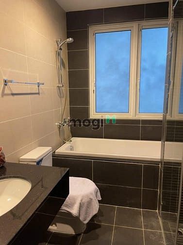 Hình ảnh Cho thuê lâu dài căn liền kề 120m