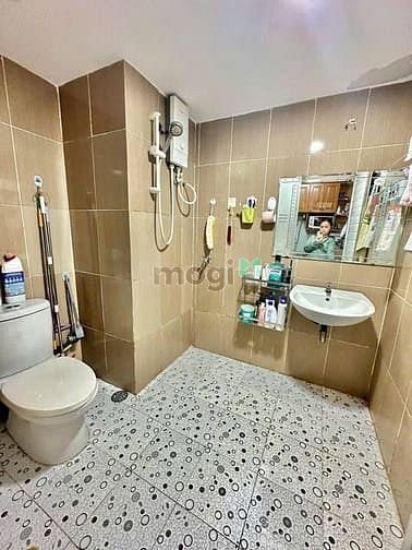 Hình ảnh Chung cư 10A Trần Nhật Duật, Q1: 72m2, 2p ngủ, có nội thất, 11tr