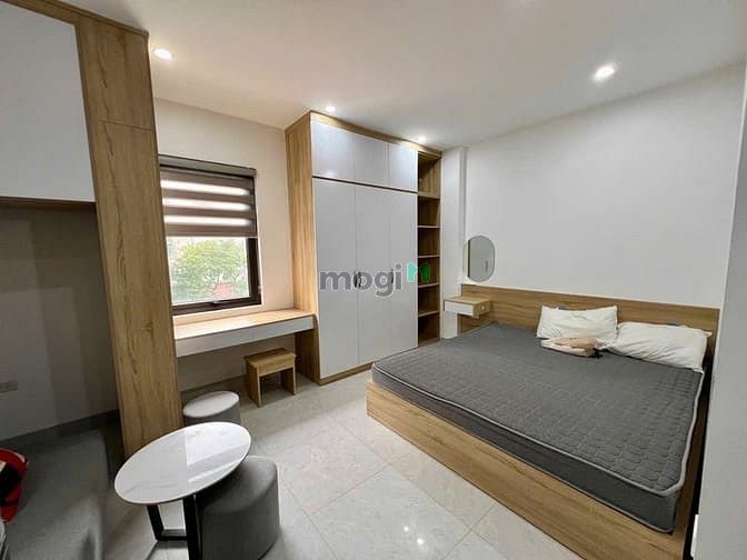 Hình ảnh Studio cửa sổ trời lớn - Ngay Ngã Tư Hàng Xanh