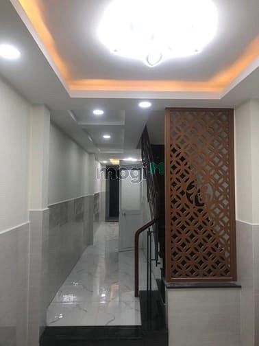 Hình ảnh Bán nhà mặt tiền kinh doanh Quận 7