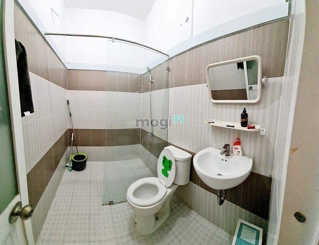 Hình ảnh Cho Nữ thuê ở ghép đầy đủ nội thất chung cư H2 Vĩnh Khánh, Q4