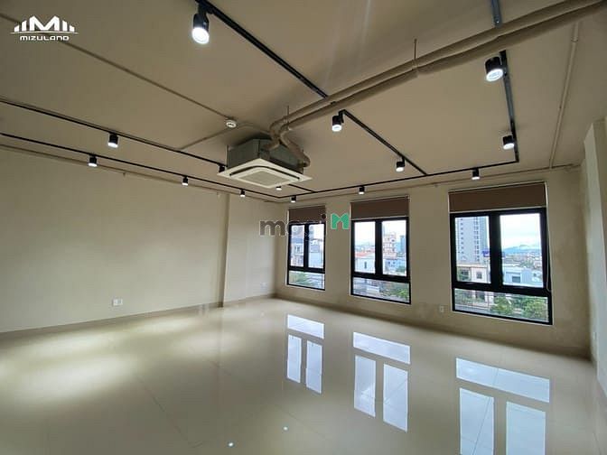 Hình ảnh Văn phòng đẹp từ 100m2, giá dưới 20 triệu, ngay lõi trung tâm Đà Nẵng