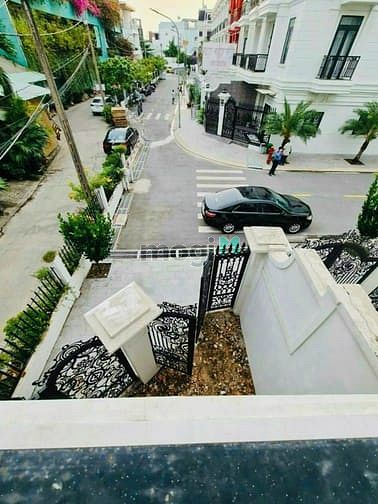 Hình ảnh Nhà thô cần bán KDC Tín Nghĩa 6,8 tỷ góc 3 mặt tiền siêu hiếm cần bán