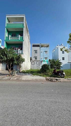 Hình ảnh BÁN MIẾNG ĐẤT 80m2, FULL THỔ CƯ, MẶT TIỀN chợ Bình Điền, chỉ 4,35 tỷ
