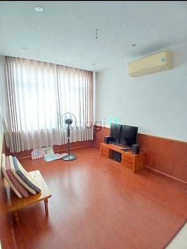 Hình ảnh Chung cư 10A Trần Nhật Duật, Tân Định,Q1: 70m2, 2p ngủ, 12tr/th