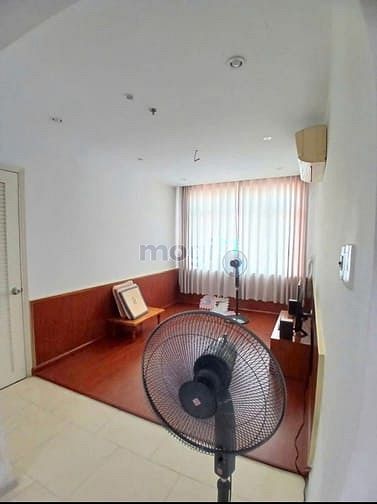 Hình ảnh Chung cư 10A Trần Nhật Duật, Tân Định,Q1: 70m2, 2p ngủ, 12tr/th