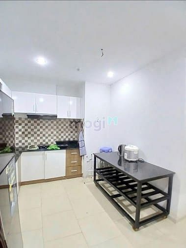 Hình ảnh Chung cư 10A Trần Nhật Duật, Tân Định,Q1: 70m2, 2p ngủ, 12tr/th