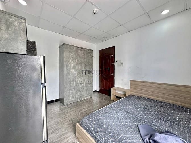 Hình ảnh CHDV Ban Công Phan Đăng Lưu Phú Nhuận