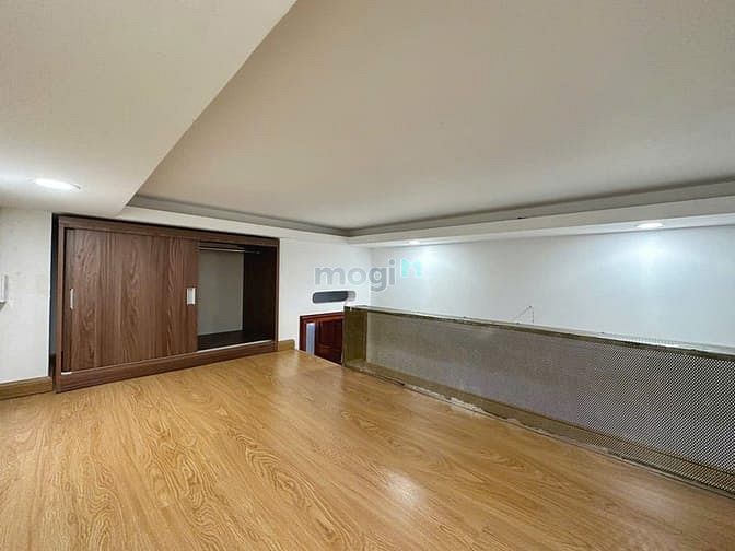 Hình ảnh Cho thuê DUPLEX FULL NỘI THẤT, THOÁNG MÁT vị trí thuận lợi tại Thủ Đức