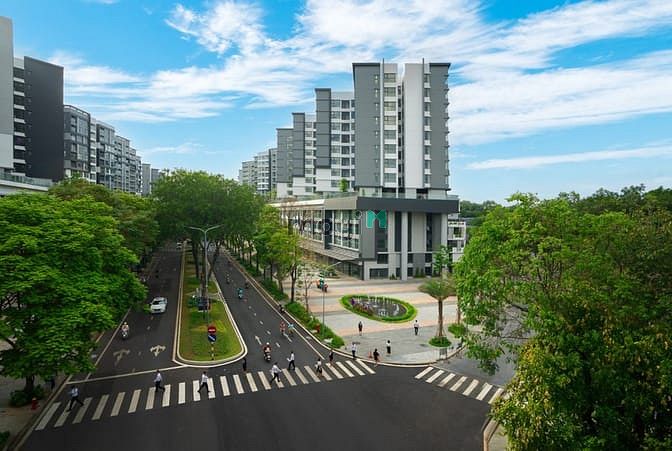 Hình ảnh Cho thuê shophouse khối đế 200m2 chung cư Diamond Celadon City