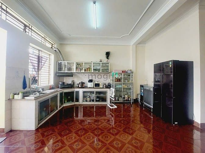 Hình ảnh Tòa nhà 1 trệt 3 lầu hơn 600m2 sàn mặt tiền đường Đồng Khởi, Tân Hiệp