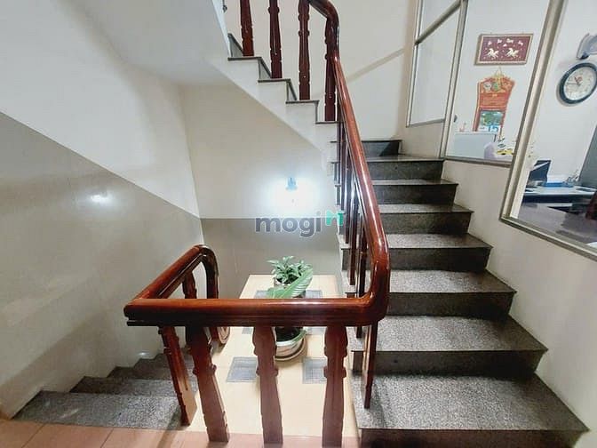 Hình ảnh Tòa nhà 1 trệt 3 lầu hơn 600m2 sàn mặt tiền đường Đồng Khởi, Tân Hiệp