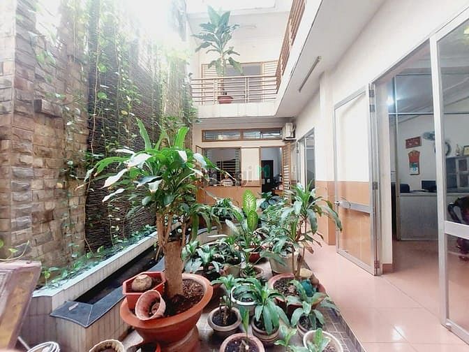Hình ảnh Tòa nhà 1 trệt 3 lầu hơn 600m2 sàn mặt tiền đường Đồng Khởi, Tân Hiệp