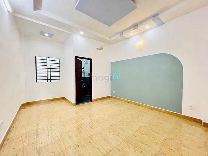 Hình ảnh Siêu phẩm MT TCh 05 1 trệt 2 lầu giá cực tốt