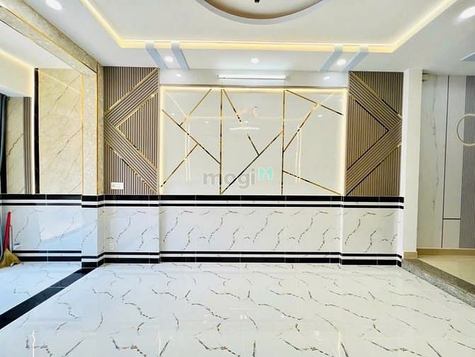 Hình ảnh Siêu phẩm MT TCh 05 1 trệt 2 lầu giá cực tốt