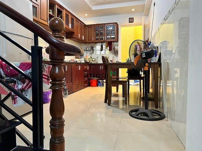 Hình ảnh Cho thuê phòng 19m2 trung tâm HCM