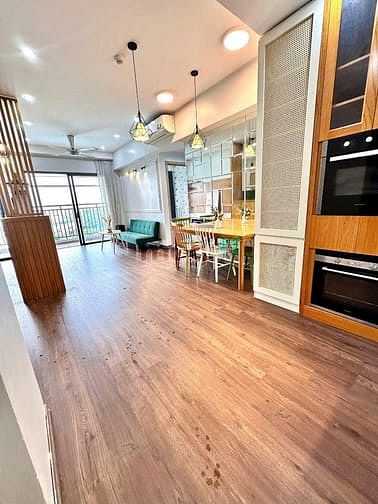 Hình ảnh Satra Eximland,Phan Đăng Lưu,Phú Nhuận: 98m2, 2p ngủ lớn,NTCC,18tr/th