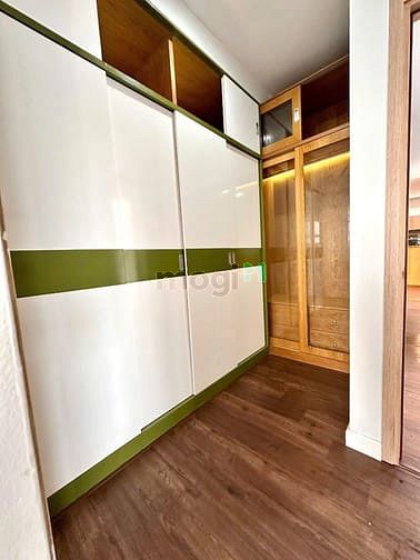 Hình ảnh Satra Eximland,Phan Đăng Lưu,Phú Nhuận: 98m2, 2p ngủ lớn,NTCC,18tr/th