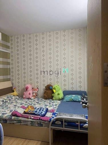 Hình ảnh Chung cư Miếu Nổi, Vũ Huy Tân, BT: 77m2, 2p ngủ có ban công, 11tr.