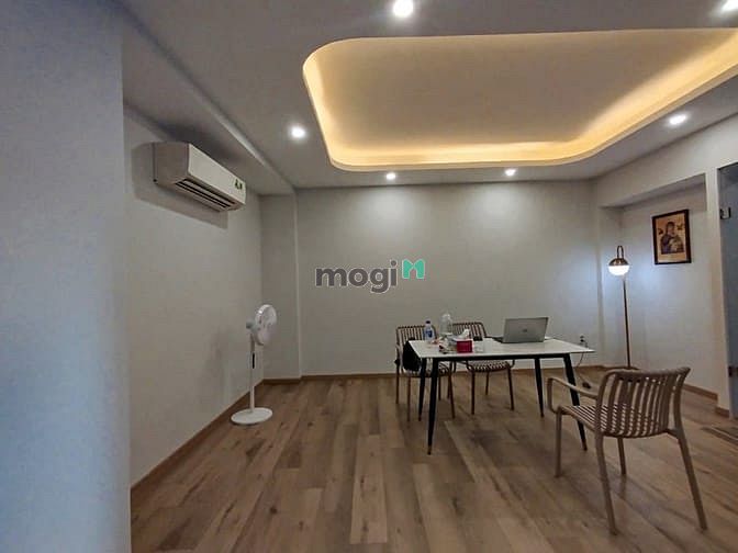 Hình ảnh Ra di gấp mặt bằng kinh doanh giá rẻ- sang trọng và hiện đại
