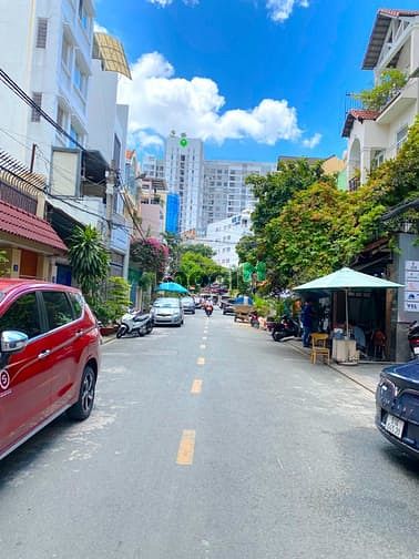 Hình ảnh Nhà MT Hát Giang 5.5x25 Hầm.5L.10P.Thang Máy.KD Đa Ngành