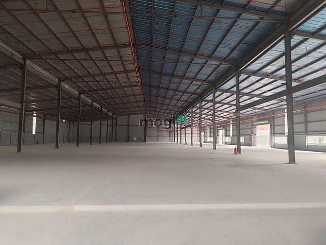 Hình ảnh Cho thuê kho 3200m2 mới 100% mặt tiền đường QL1A, P. Tân Tạo, Bình Tân