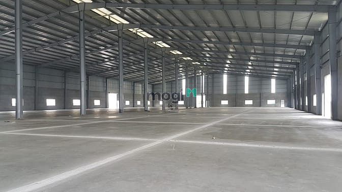 Hình ảnh Cần cho thuê kho 4000m2, Có PCCC đường nhánh Phan Văn Hớn, Q.12
