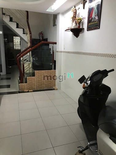 Hình ảnh Cho thuê phong đẹp FULL nội thất – ngay trung tâm quận Phú Nhuận