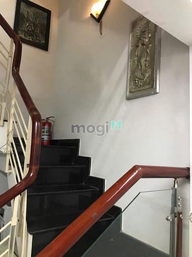 Hình ảnh Cho thuê phong đẹp FULL nội thất – ngay trung tâm quận Phú Nhuận