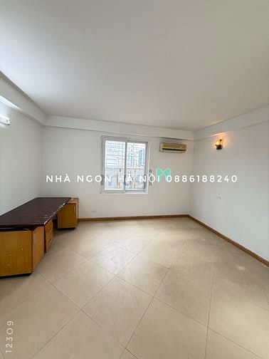 Hình ảnh TRUNG TÂM BA ĐÌNH - Nhà Dân Xây, Ô Chờ Thang Máy, FULL NỘI THẤT GỖ QUÝ