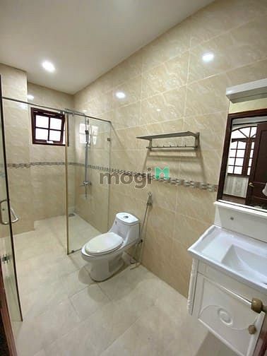 Hình ảnh Bán Biệt thự MT Đông Hưng Thuận -Q12. DT 12x18. KC 2 Lầu,ST- 7PN-5wc