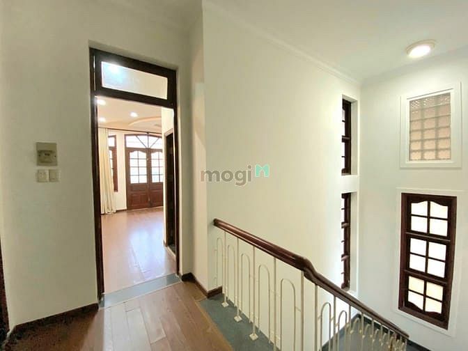 Hình ảnh Bán Biệt thự MT Đông Hưng Thuận -Q12. DT 12x18. KC 2 Lầu,ST- 7PN-5wc