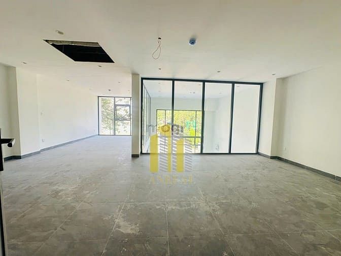 Hình ảnh Cho Thuê Tòa Văn Phòng Hầm 3 Sàn Trống Suốt Gần Trương Văn Bang